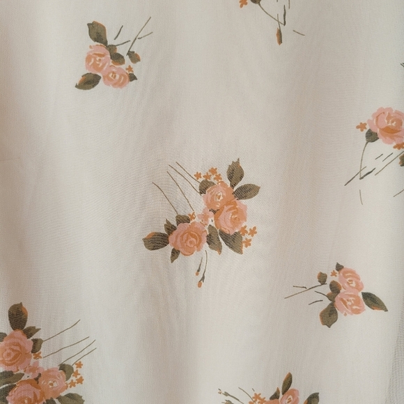 Peach Floral Chiffon Ruffle Blouse 3/4 Sleeve - Picture 4 of 9